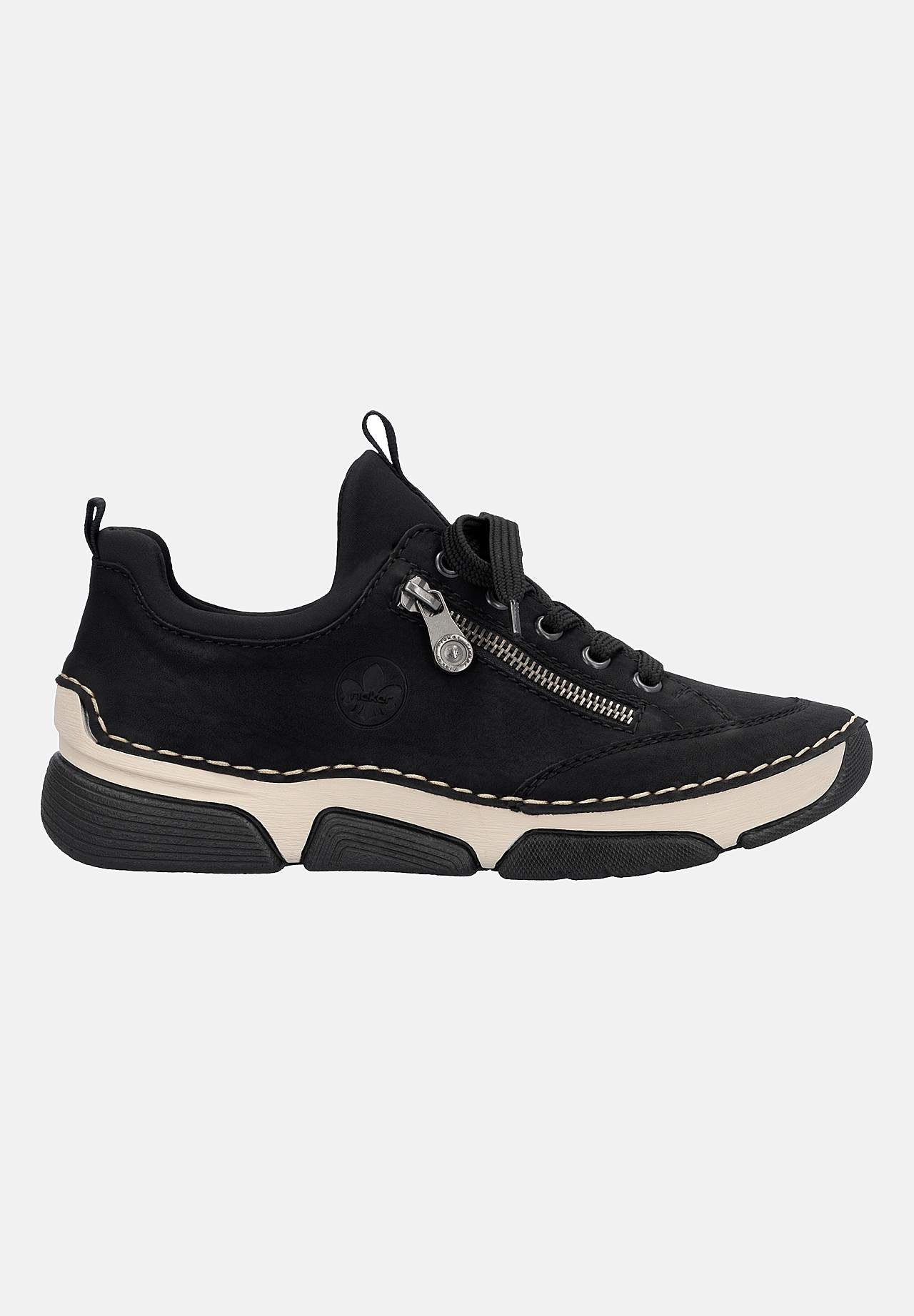 Slip-on tennised