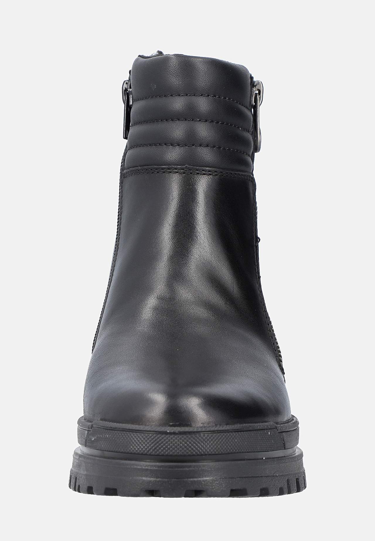 Talvesaapad väljatõmmatavate naastudega