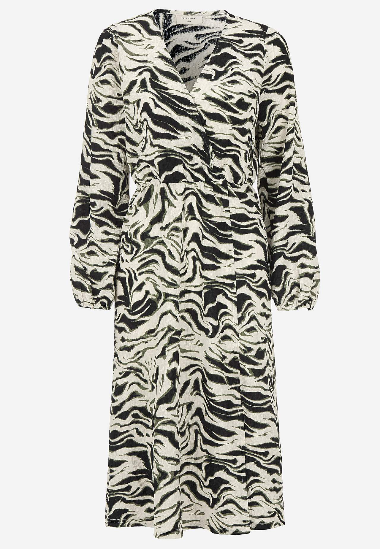 Hõlmiklõikeline trikotaažkleit