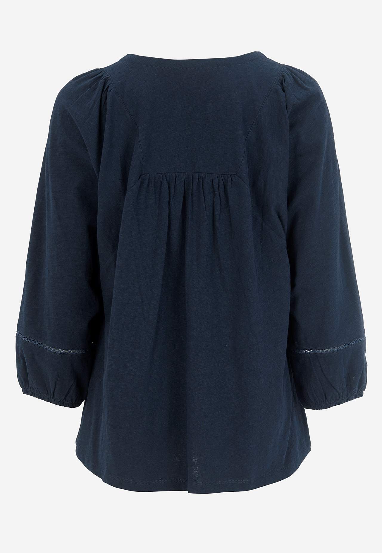Boho-stiilis trikootaažtopp