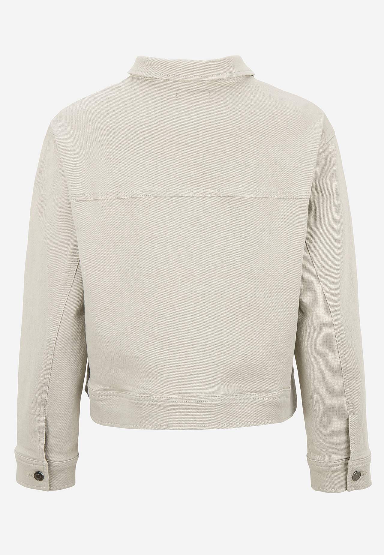 Elastsest materjalist teksajakk