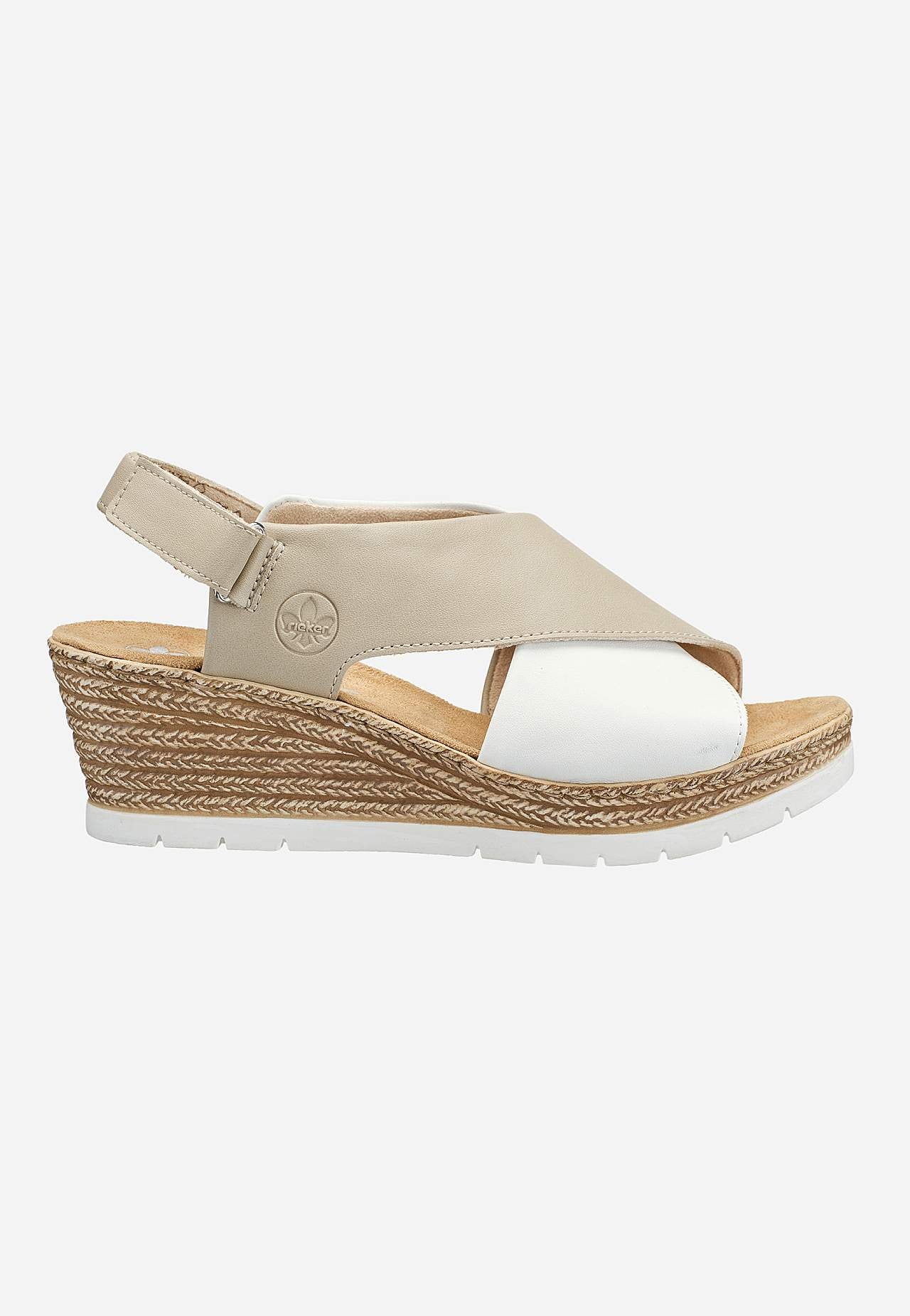 Reguleeritava takjakinnisega sandaalid