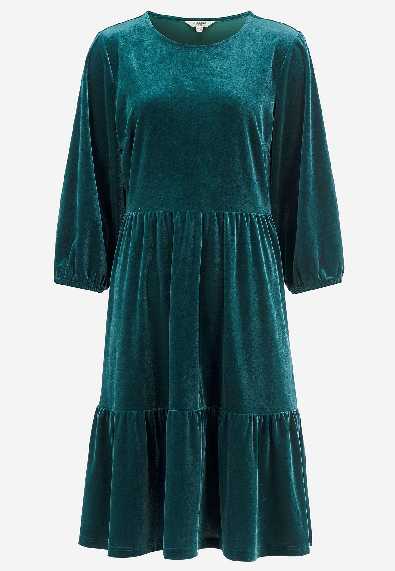 Volangidega sametist kleit