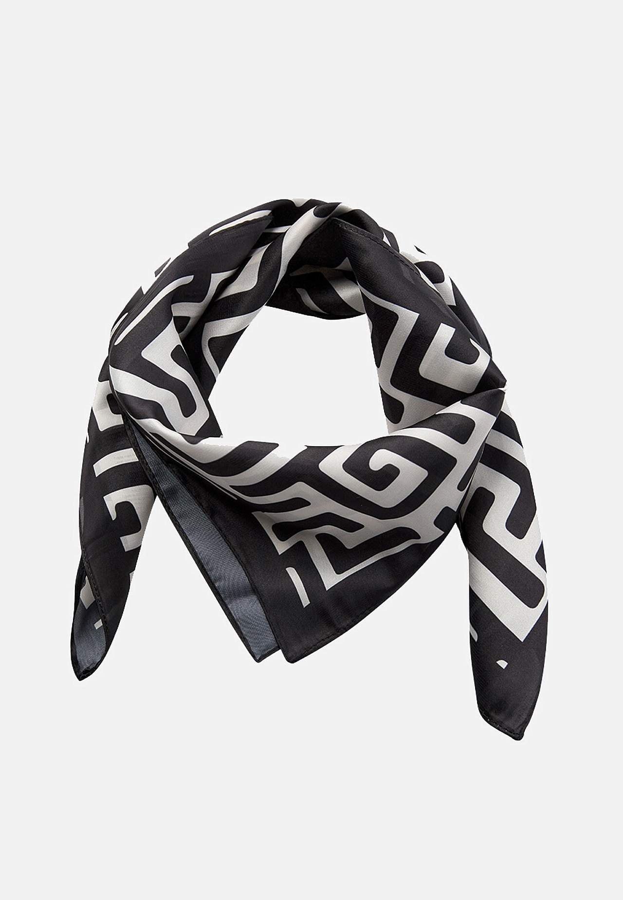 Mustriline satiinist sall