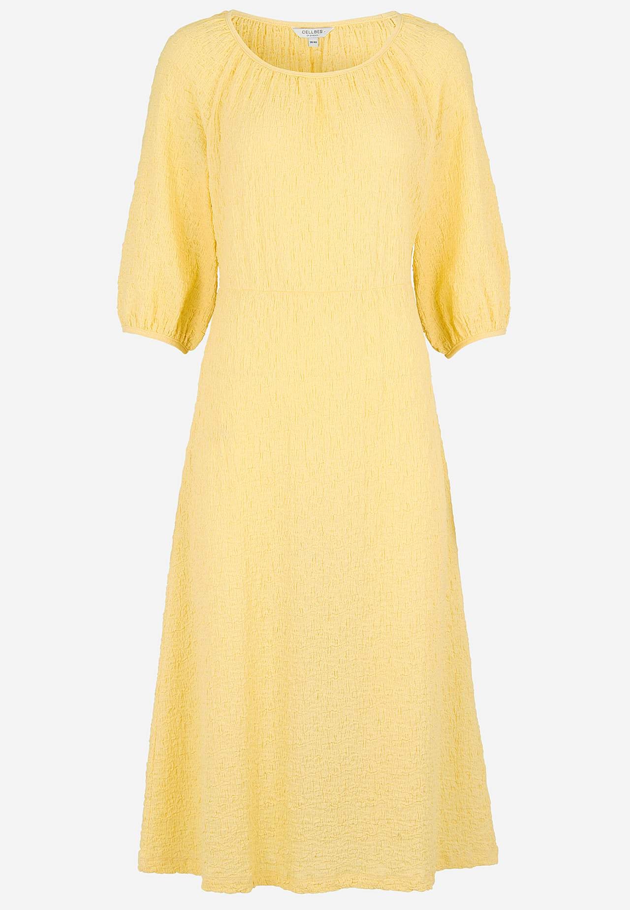 Struktuurkoes trikotaažkleit